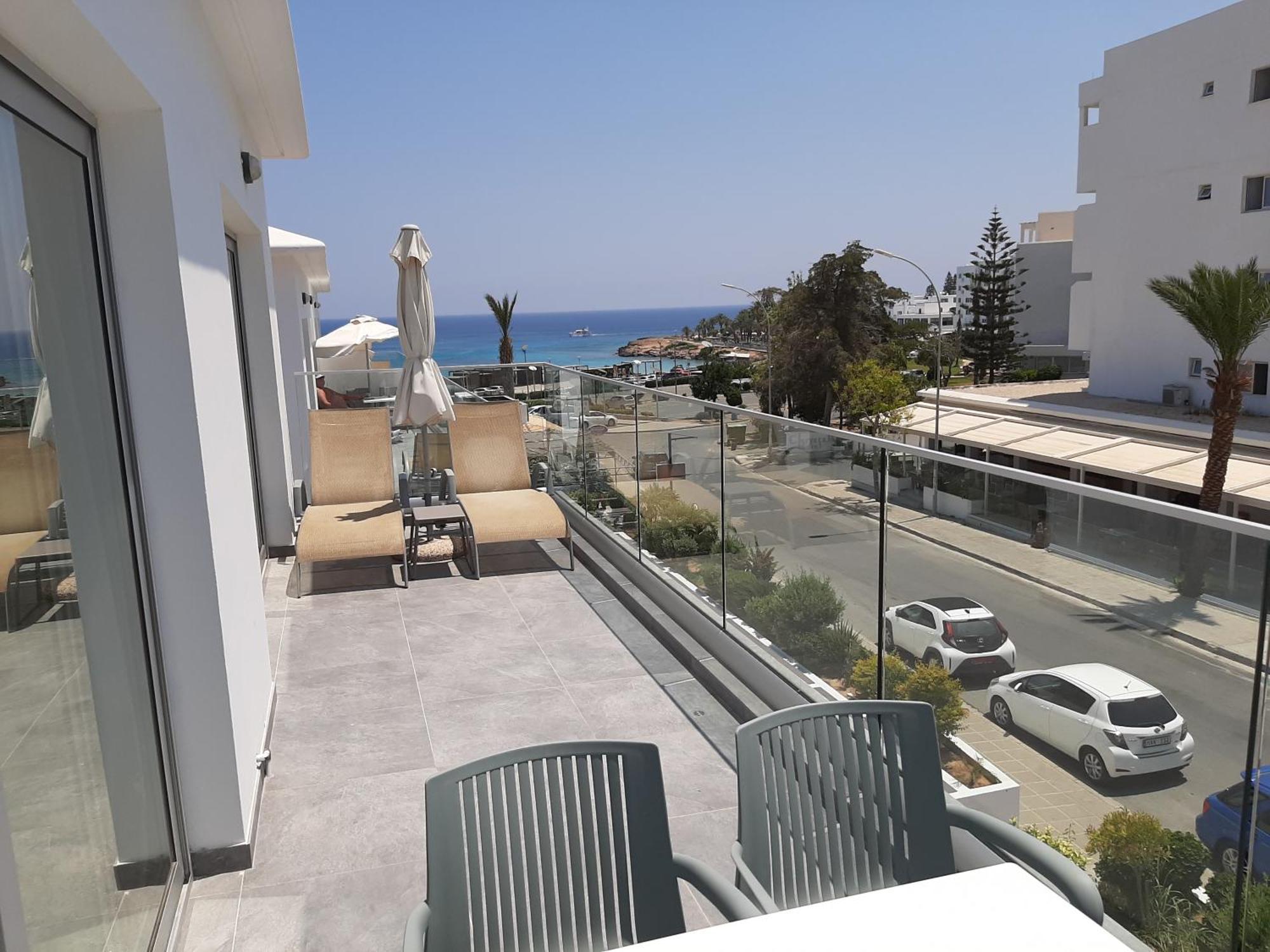 Plaza מלון פרוטאראס